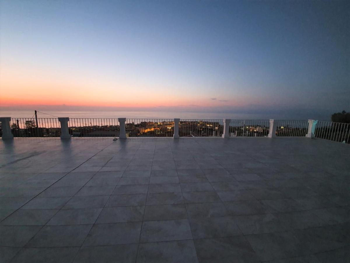 Appartamenti Borgo Panoramico N 9 Tropea Eksteriør bilde