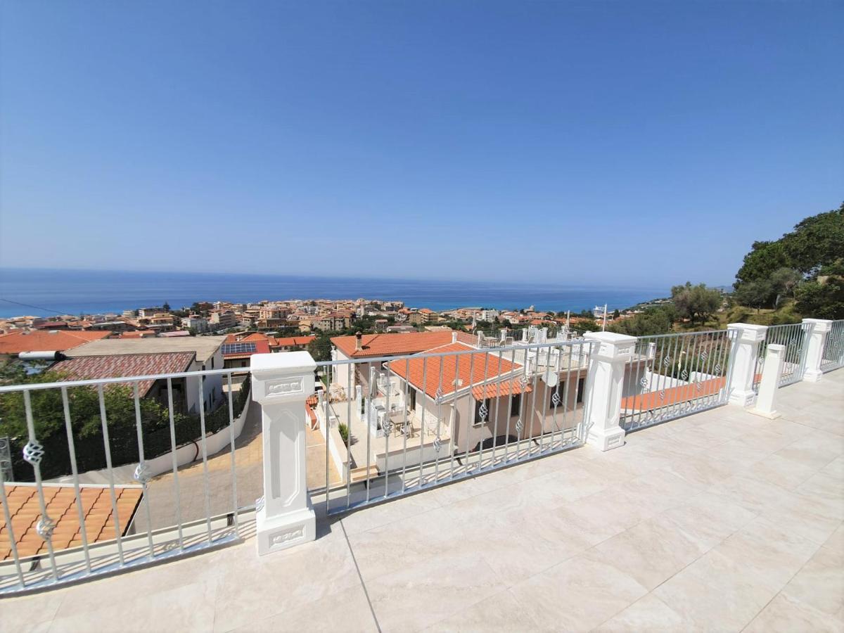 Appartamenti Borgo Panoramico N 9 Tropea Eksteriør bilde