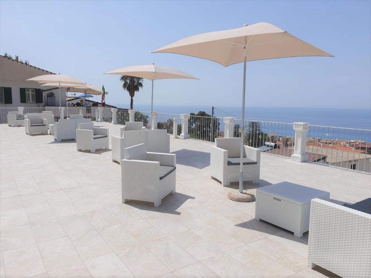 Appartamenti Borgo Panoramico N 9 Tropea Eksteriør bilde